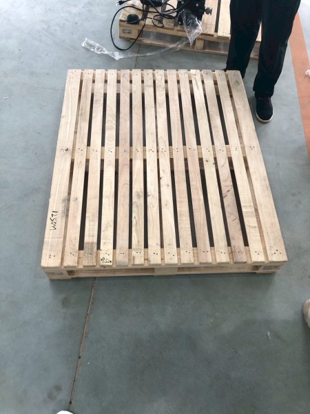 LINE_ALBUM_27169_260129_28